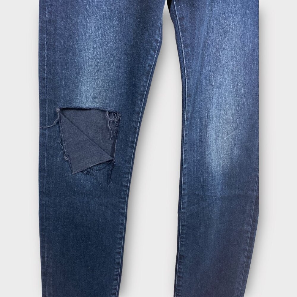 NWT 7 For All Mankind Easy Slim Dark Distressed with Open Knee Jeans, Size 28 - Picture 4 of 13